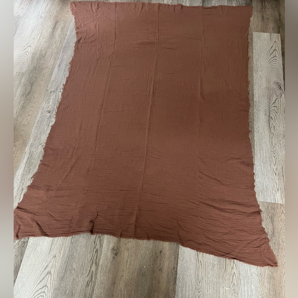 Coyuchi Topanga Organic Matelasse Throw